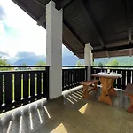 Landhausvilla In Willa *