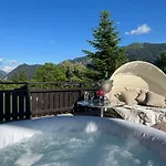 Landhausvilla In * Unterach am Attersee