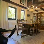 Villa Landhausvilla In Unterach am Attersee