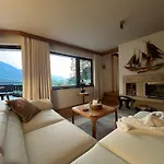 Landhausvilla In *