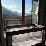 Landhausvilla In * Unterach am Attersee