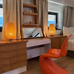 Villa Landhausvilla In Unterach am Attersee