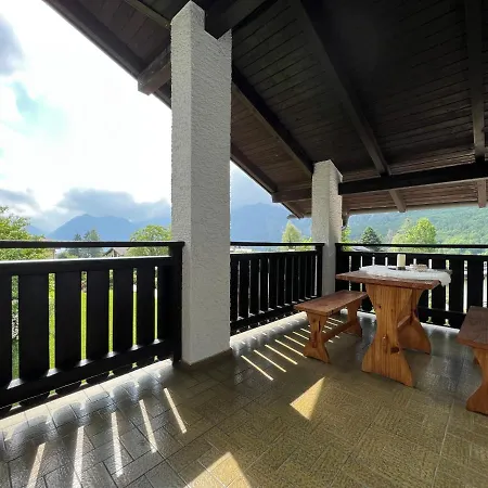 Landhausvilla In Willa *
