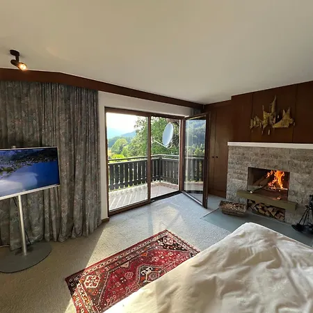 Landhausvilla In * 阿特湖畔翁特拉赫