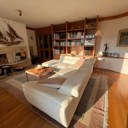Vila Landhausvilla In *