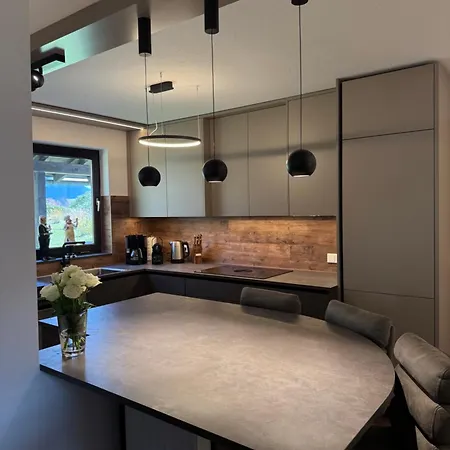 Landhausvilla In * اونتراتش إم أترسي