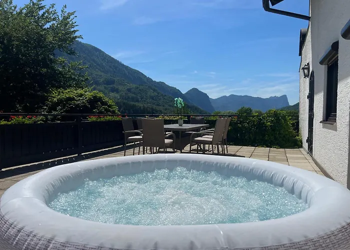 Landhausvilla In Unterach am Attersee