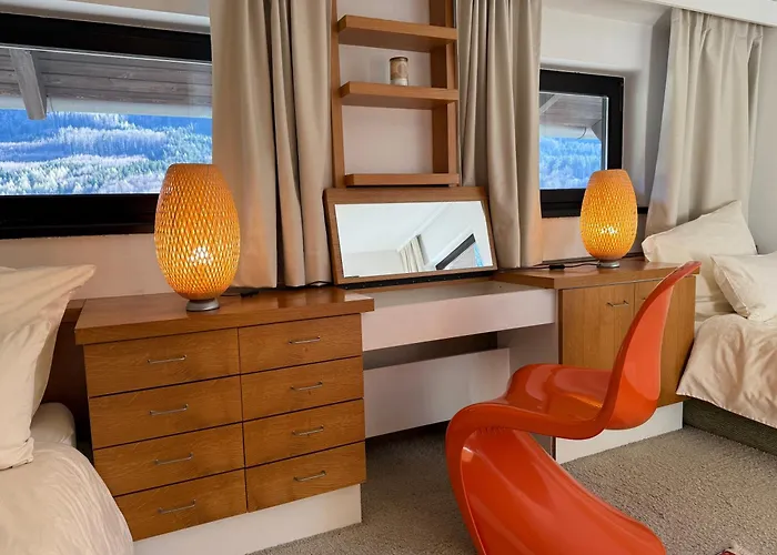 Villa Landhausvilla In Unterach am Attersee