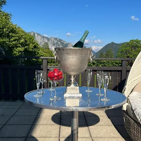 Landhausvilla In Unterach am Attersee