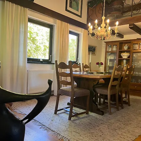 Villa Landhausvilla In Unterach am Attersee